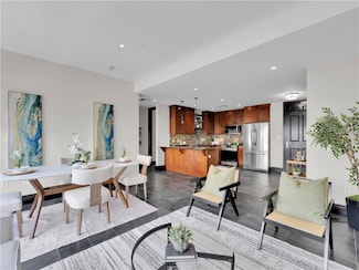 401 W Watson St Unit 507, Fayetteville, AR 72701