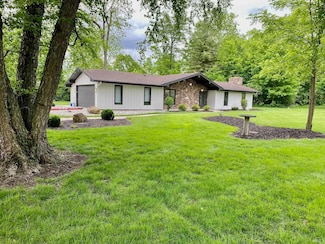 4605 Merriam Park Dr, Fort Wayne, IN 46816