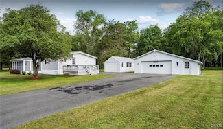 11 Perch Pond Rd, Forestport, NY 13338