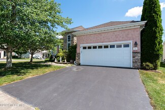 1 Newport St, Barnegat, NJ 08005