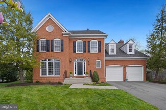 13002 Cockerill Ct, Herndon, VA 20171