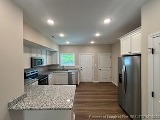 1511 Fort Bragg Rd Unit A, Fayetteville, NC 28305