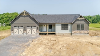 2936 County Route 2, Pulaski, NY 13142