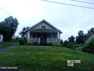 216 Hudson Ave, Rensselaer, NY 12144