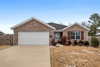 126 Alexandra Loop, Elkins, AR 72727