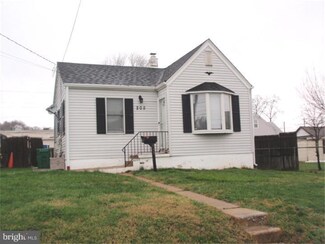 205 W Ayre St, Wilmington, DE 19804