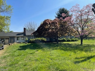 188 Pine Bank Rd, Flemington, NJ 08822