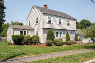 2 Proctor Cir, Peabody, MA 01960