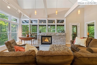 304 E Rocky Top Trail, Seven Devils, NC 28604