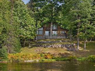 3485 Sylvan Isle Dr, Watersmeet, MI 49969