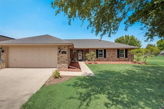 5729 Priscilla Ln, Kaufman, TX 75142