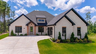216 Middleton Place, Benton, AR 72019
