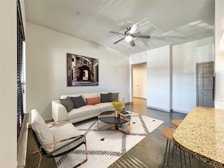 306 Mcgowen St Unit 1326, Houston, TX 77006