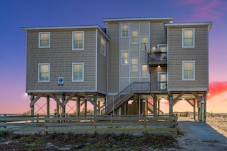 108 Palmetto Blvd, Edisto Beach, SC 29438