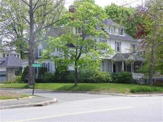 171 Mill St, Haverhill, MA 01830