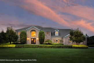 3 Chaser Ct, Holmdel, NJ 07733