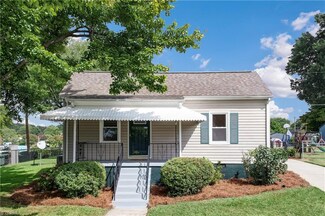 1314 Cypress St, Greensboro, NC 27405