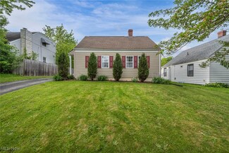 198 E Catawba Ave, Akron, OH 44301