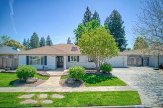 1611 E Houston Ave, Fresno, CA 93720