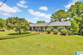 1055 Barclay Dr, Bessemer, AL 35022