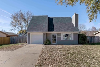 3305 Valleywood Dr, Manhattan, KS 66502