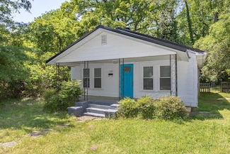 108 Livingston St, Abbeville, SC 29620