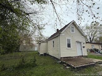 2524 McDonald St, New Albany, IN 47150