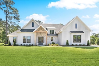 605 Northwoods Dr, Abita Springs, LA 70420