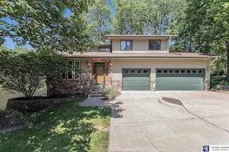 11825 Gow Cir, Papillion, NE 68133