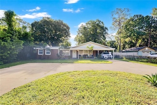 9727 Bear Lake Rd, Apopka, FL 32703