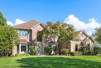 4416 Clearwater Ln, Naperville, IL 60564