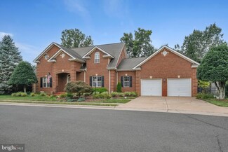 243 Carriage Chase Cir, Warrenton, VA 20186