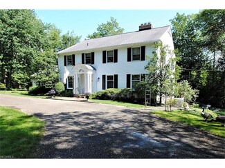 1669 Berkshire Rd, Gates Mills, OH 44040