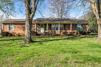 107 Northwood Dr, Russellville, KY 42276