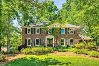 711 Coleridge Dr, Greensboro, NC 27410