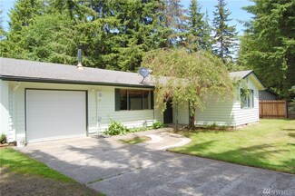 751 Robin Hood Loop, Forks, WA 98331