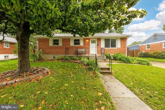 909 Snure Rd, Silver Spring, MD 20901