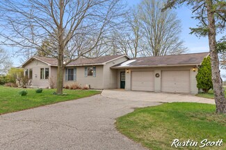 6768 Fillmore St, Allendale, MI 49401
