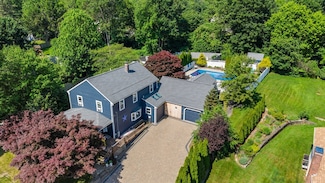 56 Francis Ave, Shrewsbury, MA 01545