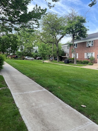 225-12 Manor Rd Unit 87, Queens Village, NY 11427