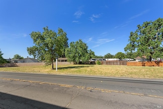 8185 Old Redwood Hwy, Windsor, CA 95492