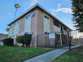 1381 Burwood St Unit 4, La Habra, CA 90631