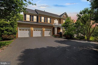42947 Cloverleaf Ct, Broadlands, VA 20148