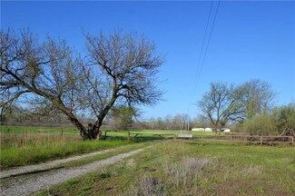 22500 Westside Dr, Rushville, MO 64484