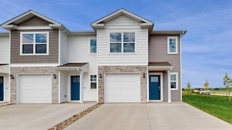 15364 Coyote Dr, Grimes, IA 50111