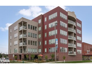 100 4th Ave SW Unit 203, Cedar Rapids, IA 52404