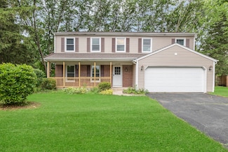 30W274 Brighton Ct, Warrenville, IL 60555