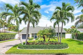 517 Aylesbury Rd, Delray Beach, FL 33444