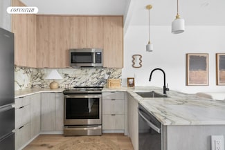 726 Madison St Unit 3B, Brooklyn, NY 11221