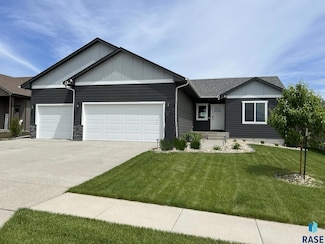 6756 W Viola Ct, Sioux Falls, SD 57107